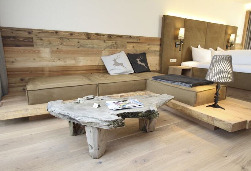 جناح جونيور مزوَّد بشرفة, Edelweiss