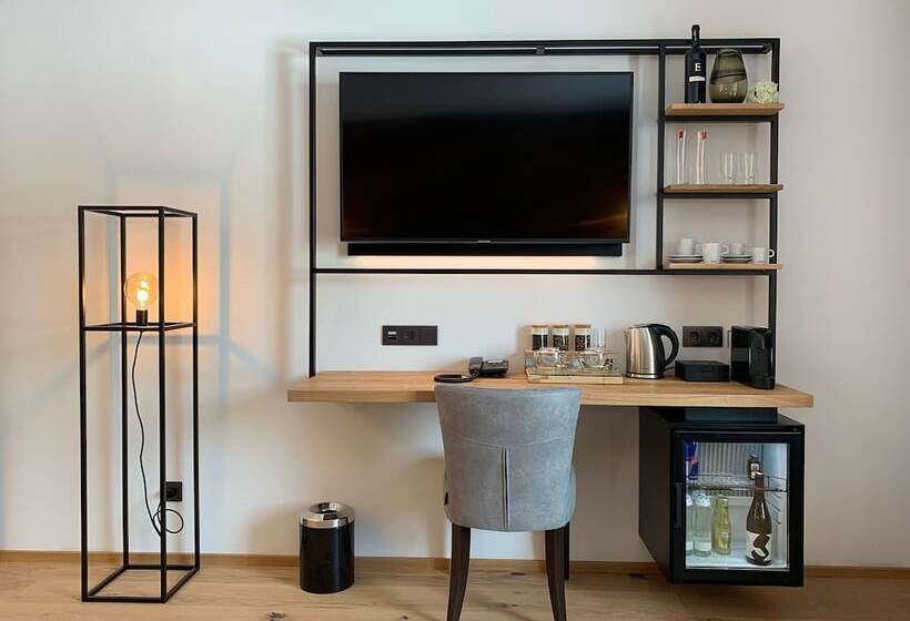 غرفة قياسية, Edelweiss