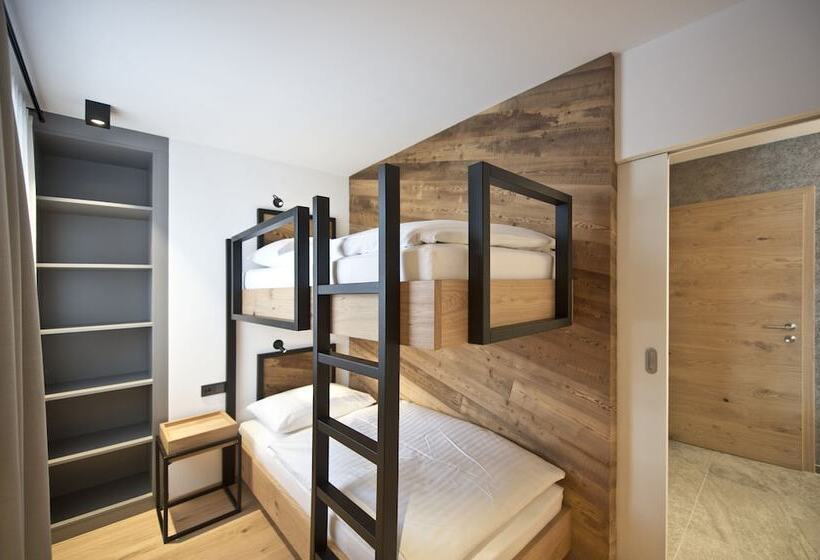 غرفة عائلية, Edelweiss