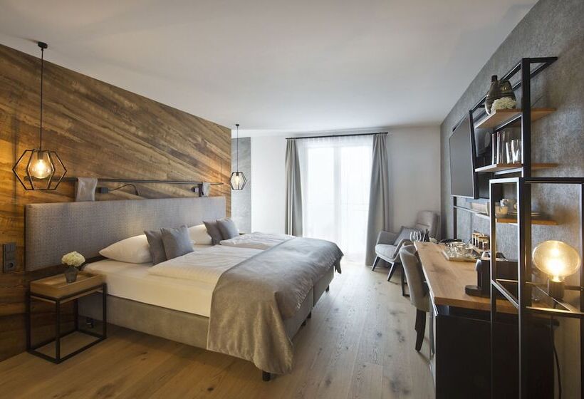 غرفة قياسية, Edelweiss