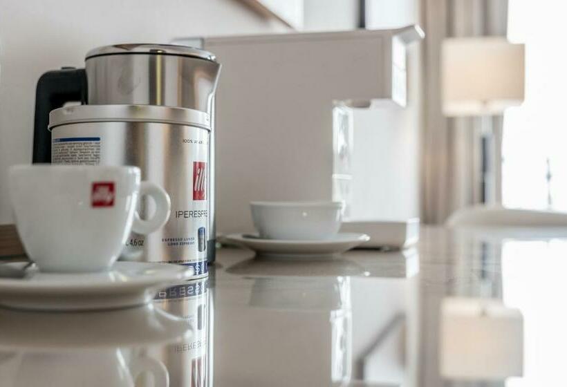 주니어 스위트, Enzian Hochsölden Superior