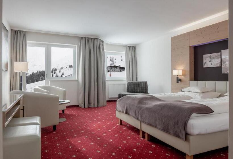 주니어 스위트, Enzian Hochsölden Superior