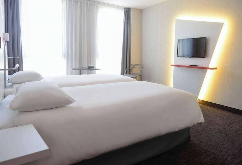 Номер Стандарт, Ibis Styles Poitiers Centre