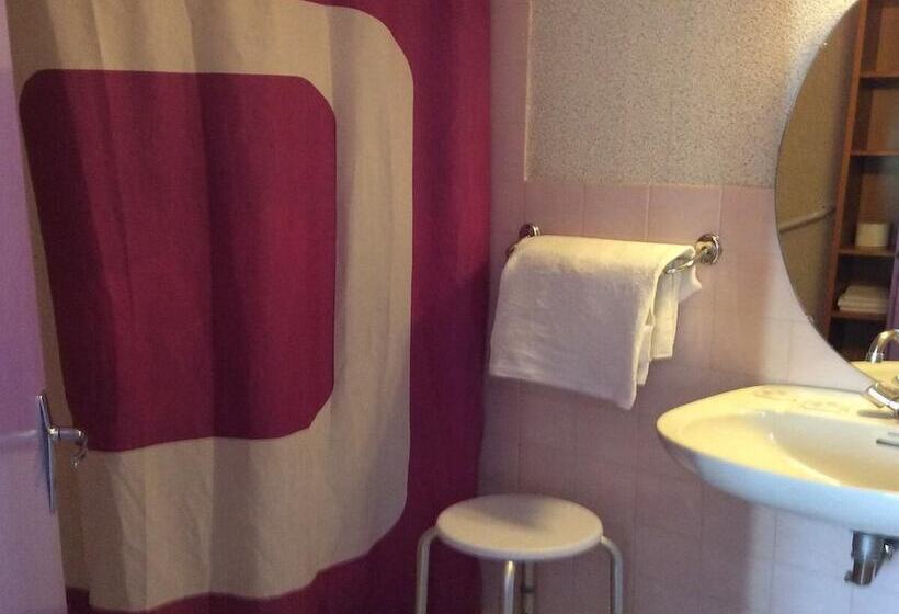 スタンダードシングルルーム, La Fontaine