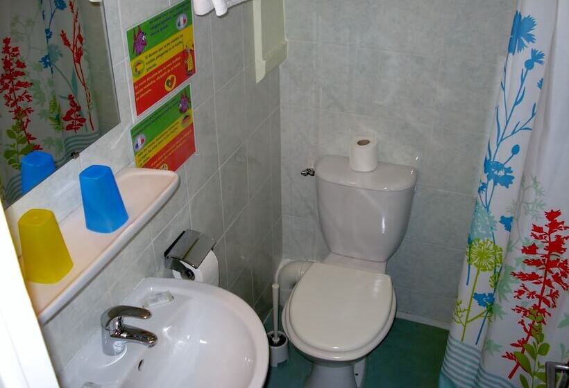 スタンダードルーム, La Fontaine