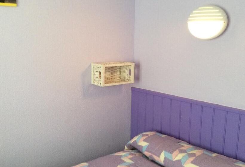 スタンダードルーム, La Fontaine