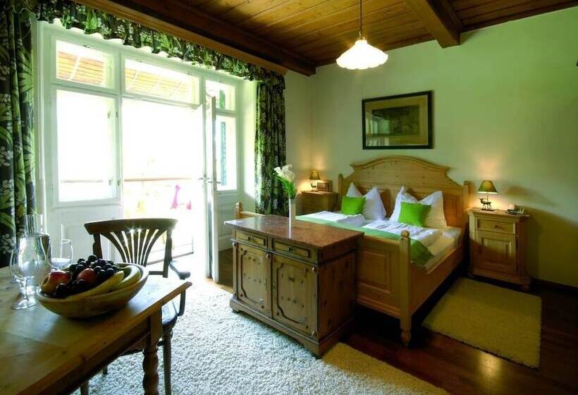 اتاق سوپریور با بالکن, Landhaus Koller