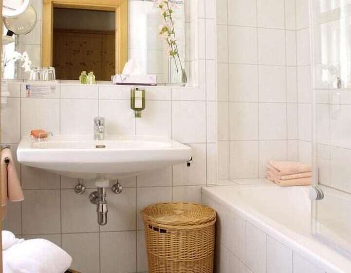 اتاق سوپریور با بالکن, Landhaus Koller