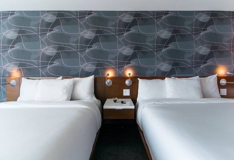 Standard Room 2 Double Beds, Mere