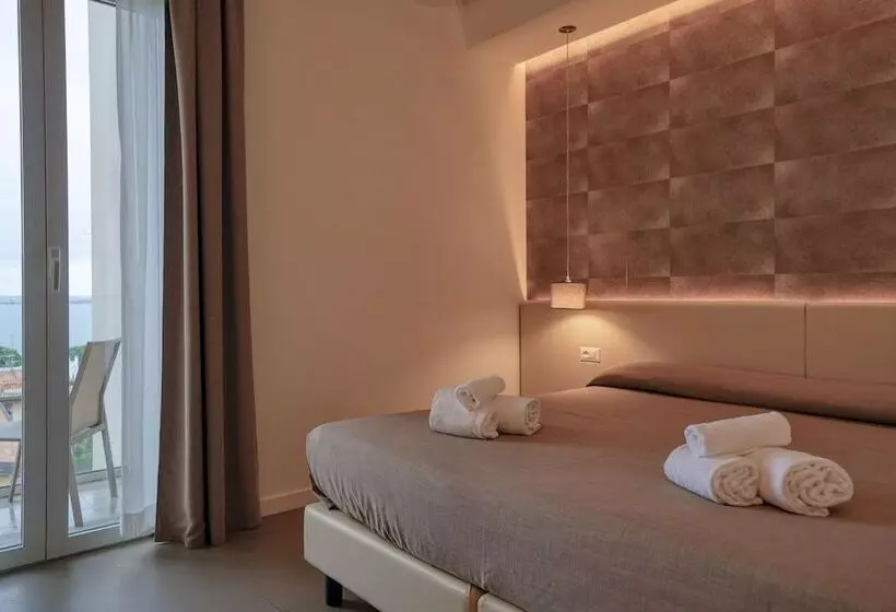 レイクビュースタンダードルーム, Palazzo Del Garda & Spa