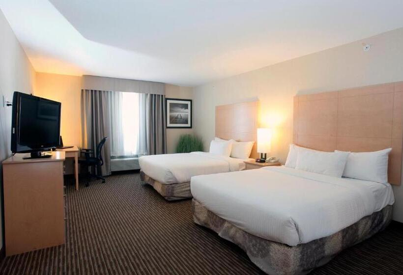 Номер Стандарт, Pomeroy Inn And Suites Dawson Creek