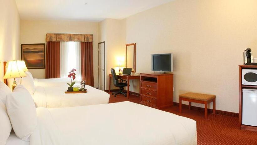 غرفة قياسية ثلاثية, Pomeroy Inn And Suites Dawson Creek