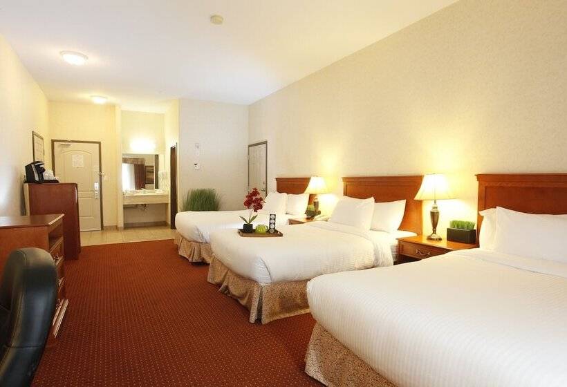 غرفة قياسية ثلاثية, Pomeroy Inn And Suites Dawson Creek