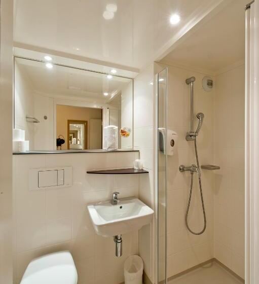 スタンダードルーム, Premiere Classe Sens Nord Saint Clement