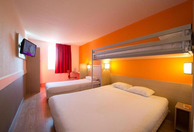 スタンダード4人部屋, Premiere Classe Sens Nord Saint Clement