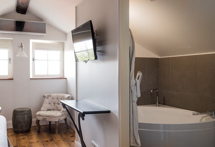 غرفة سوبيريور, Saint Julien