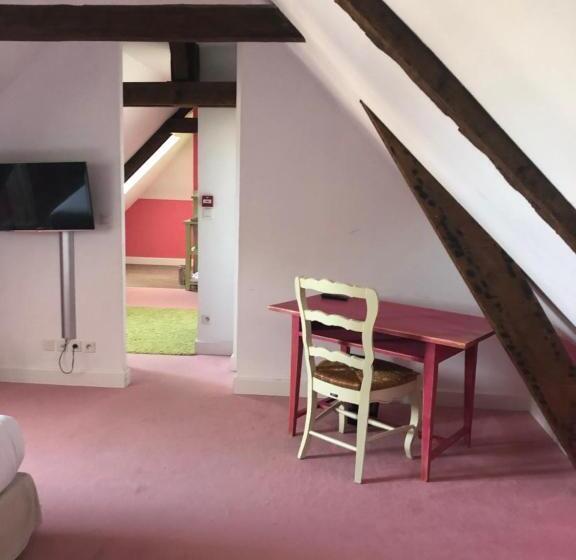 패밀리 스위트, Hôtel Restaurants & Spa Perier Du Bignon