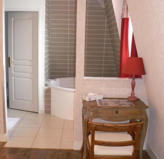 스탠다드 룸, Hôtel Restaurants & Spa Perier Du Bignon