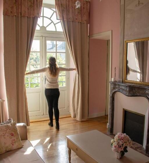 스위트, Hôtel Restaurants & Spa Perier Du Bignon