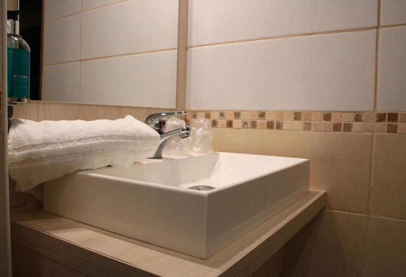 컴포트 룸, Villa Martégale Hôtel Restaurant