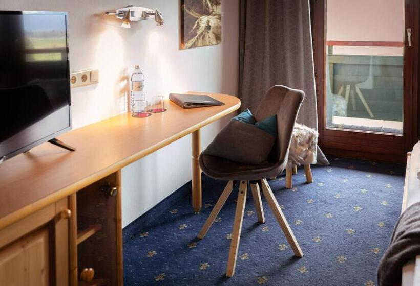 스탠다드 룸 산 전망, Wirtshaus Tauernhex