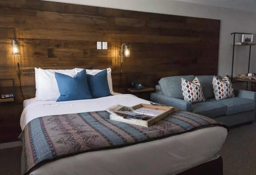クイーンサイズベッドのスタンダードルーム, Snow Valley Lodging