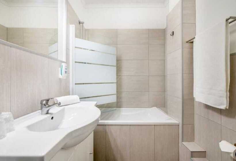 Номер Стандарт, Royal Hotel Versailles