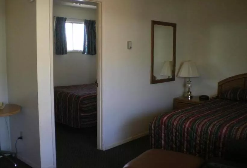 スイート, Sun Dek Motel