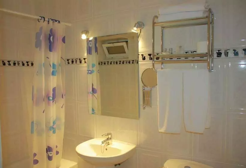 اتاق استاندارد, Toril
