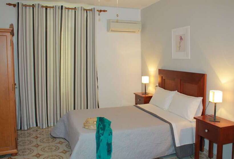 スタンダードルーム, Toril