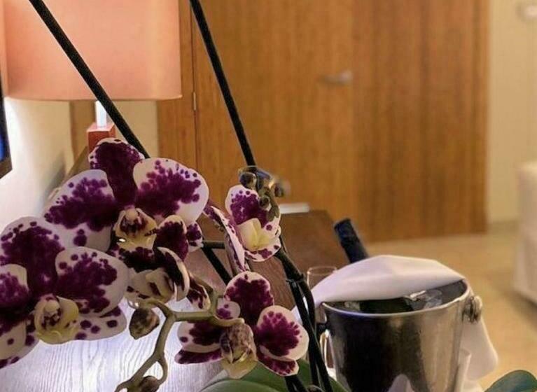 Master Suite Sea View