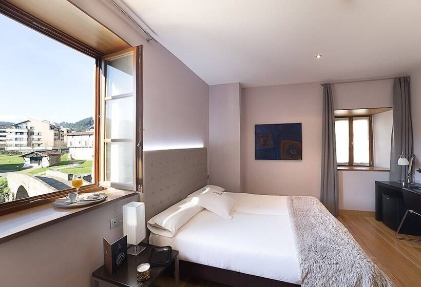 اتاق استاندارد, Dolarea