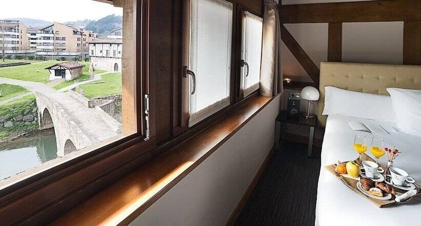 اتاق سوپریور, Dolarea