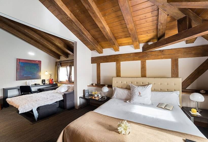 اتاق سوپریور, Dolarea