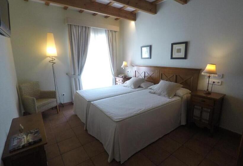 غرفة قياسية, Es Mercadal