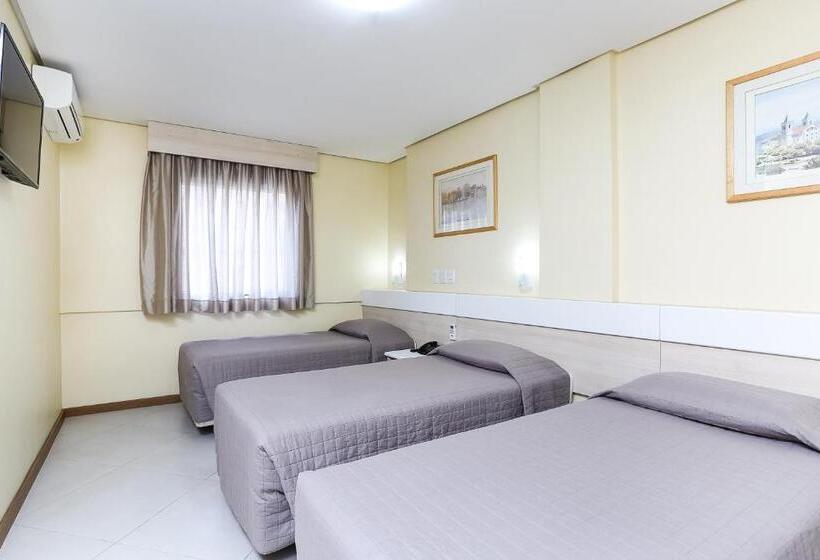 스탠다드 트리플 룸, Express Savoy Centro Historico