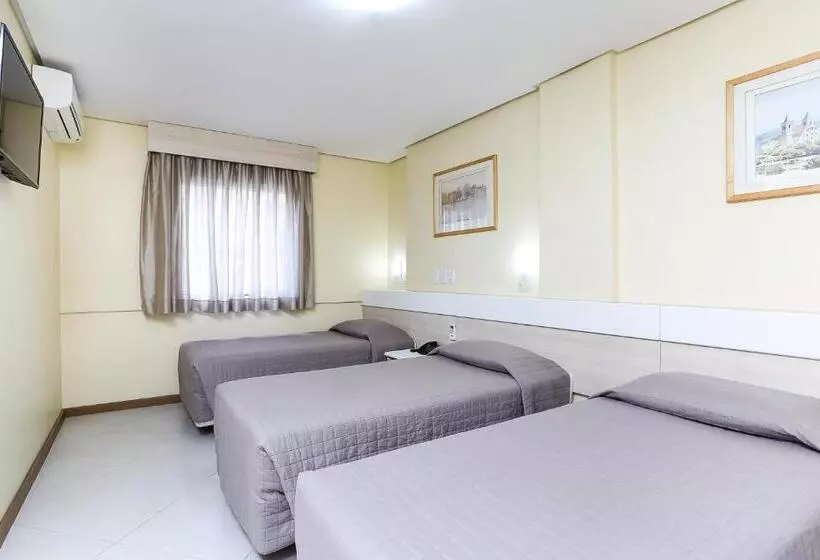 Standard Kolmen Hengen Huone, Express Savoy Centro Historico