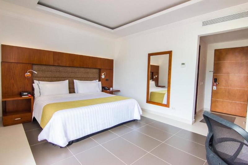 سوییت جونیور, Ghl Hotel Grand Villavicencio