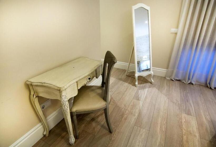 デラックスルーム, Natura Petit