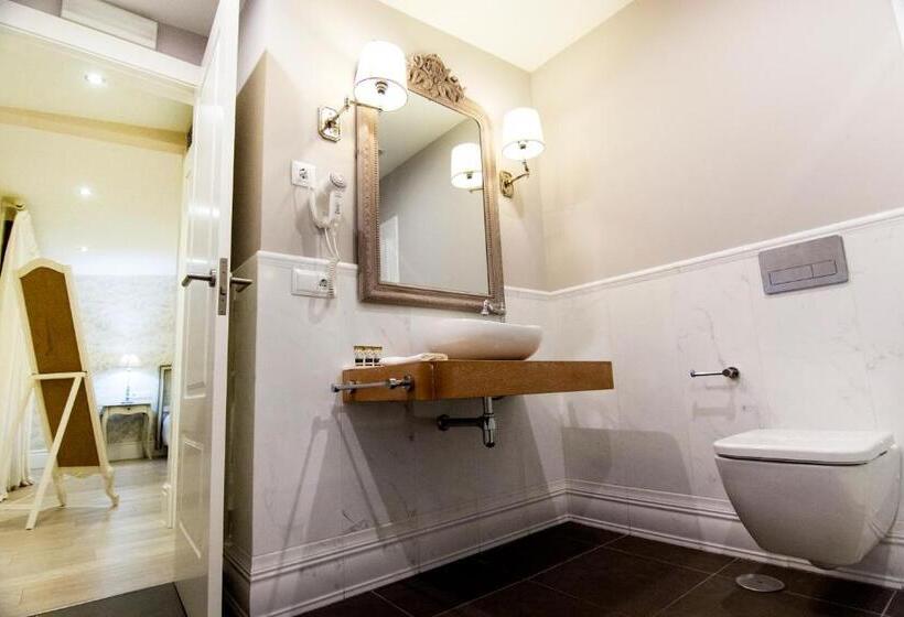 デラックスルーム, Natura Petit