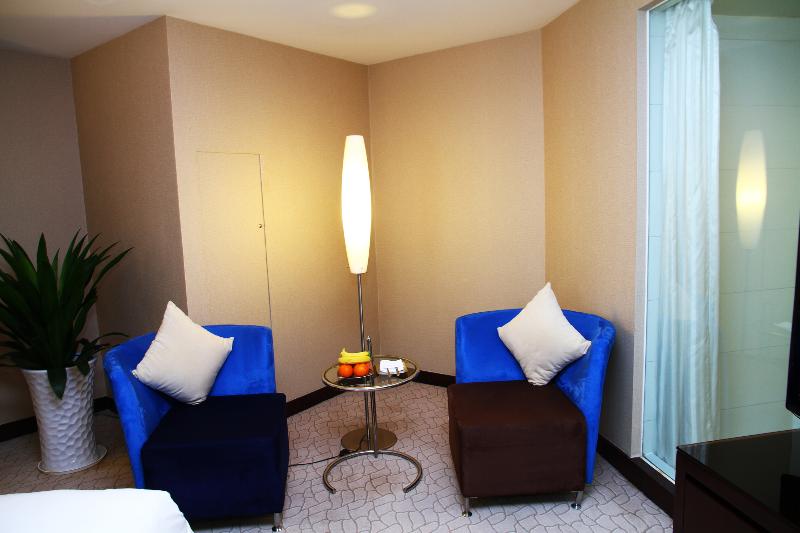 Business szoba, The Pavilion Century Tower