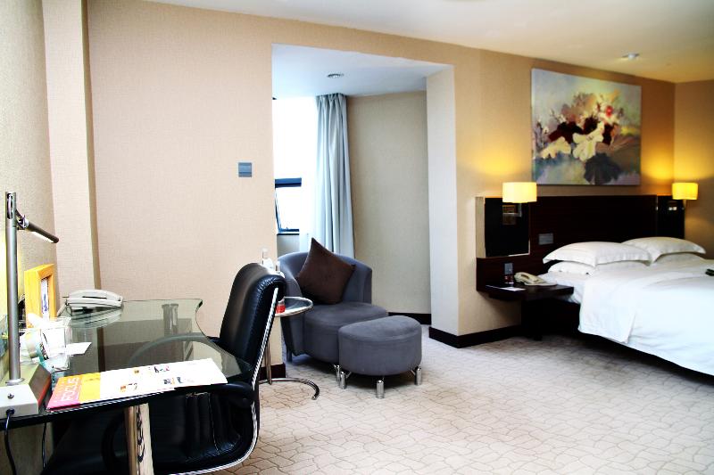 Business szoba, The Pavilion Century Tower