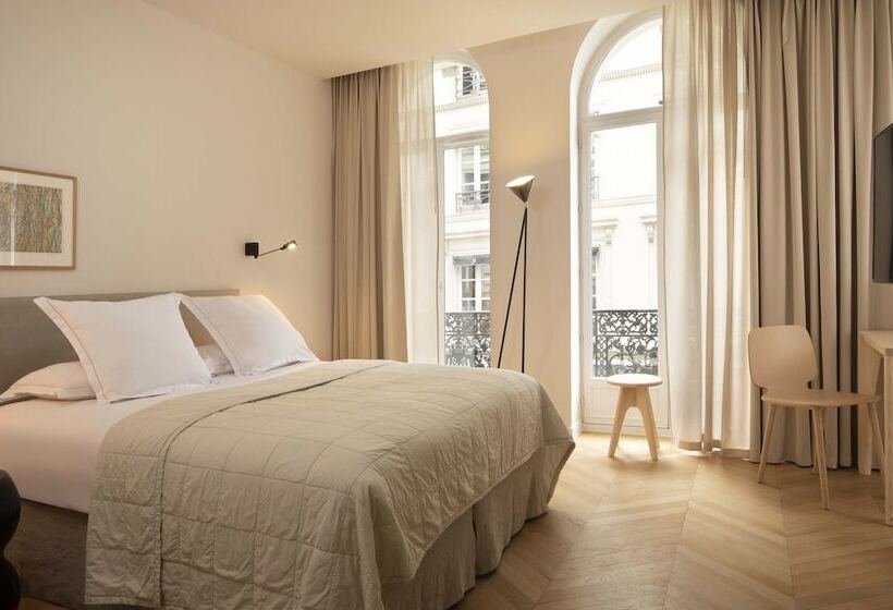 スタンダードスタジオ, Résidence Nell Paris