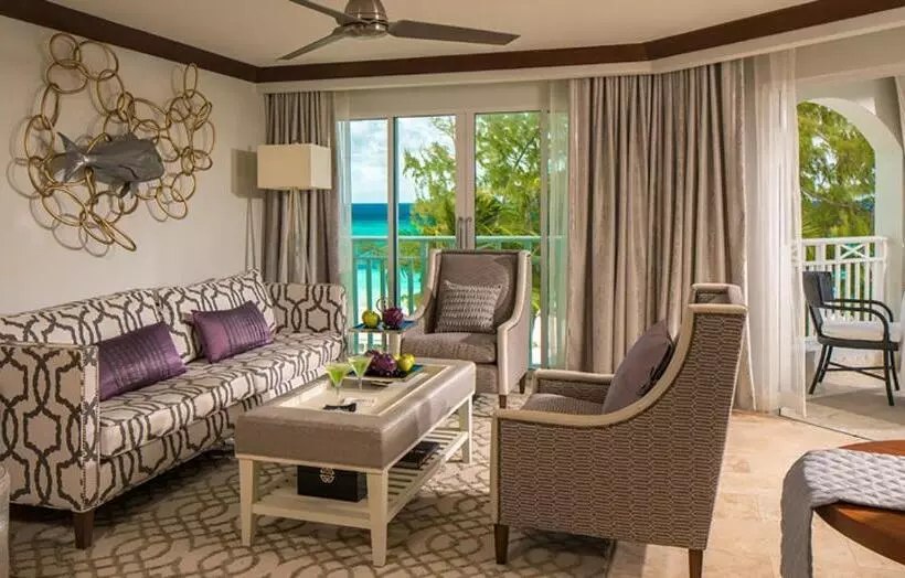 سوئیت با بالکن, Sandals Barbados All Inclusive Couples Only