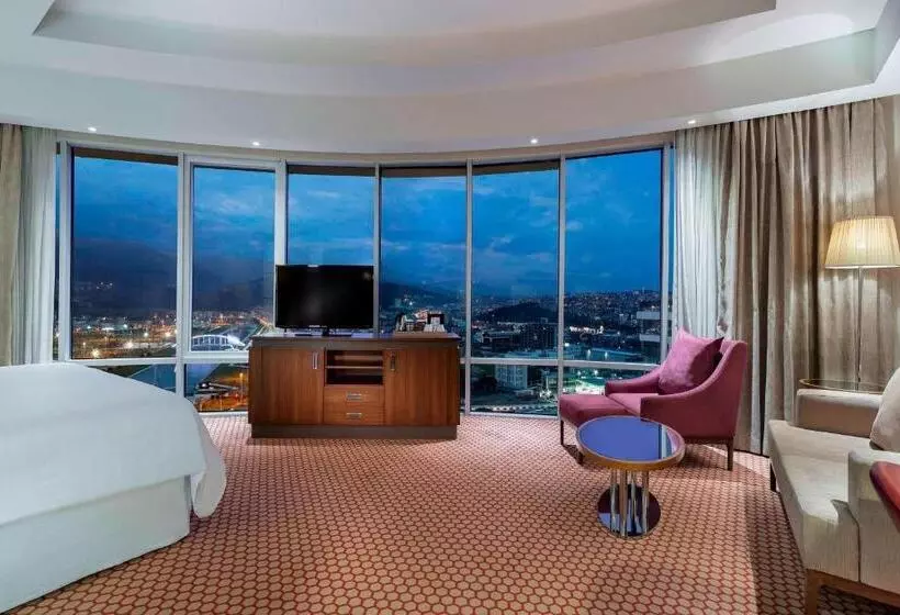 山の見えるスイートデラックスルーム, Sheraton Bursa