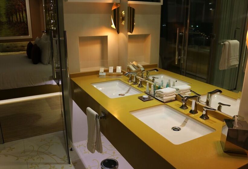 اتاق پرمیوم, The Domain Bahrain Hotel And Spa   Adults Friendly 16 Years Plus