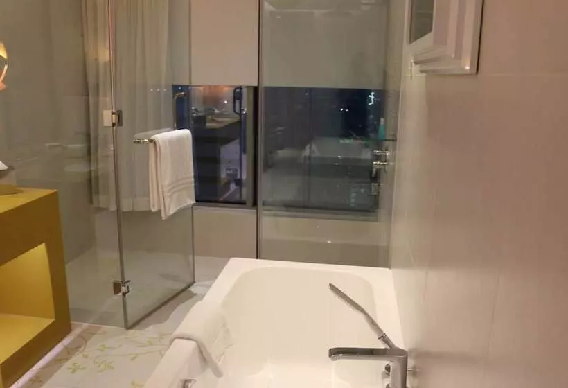 سوییت لوکس, The Domain Bahrain Hotel And Spa Adults Friendly 16 Years Plus