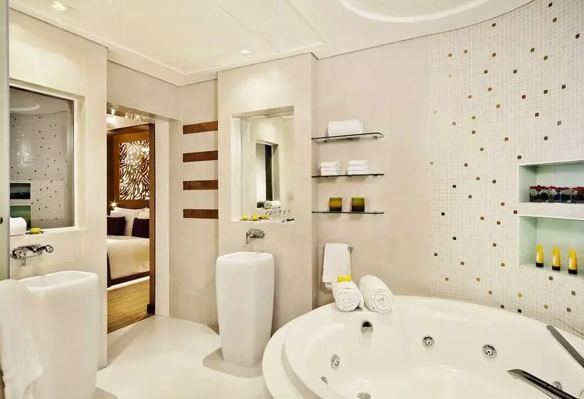 سوییت لوکس, The Domain Bahrain Hotel And Spa Adults Friendly 16 Years Plus
