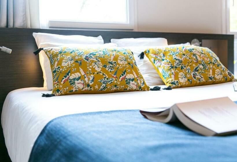 スーペリアの4人部屋, The Originals Boutique Hotel Saint James, Montaigu Vendée, Nantes Sud