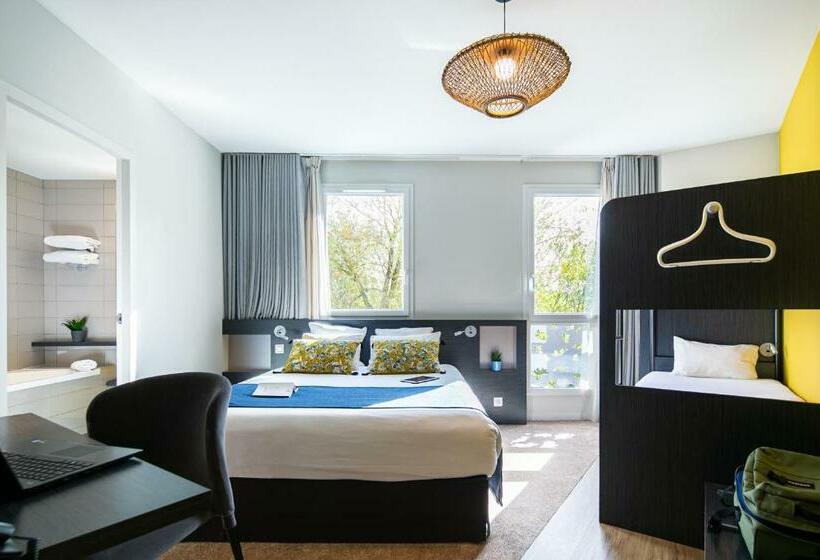 Четырехместный Номер Superior, The Originals Boutique Hotel Saint James, Montaigu Vendée, Nantes Sud